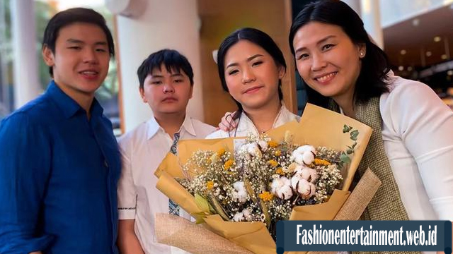 Fashion Yang Simple Serba Putih Veronica